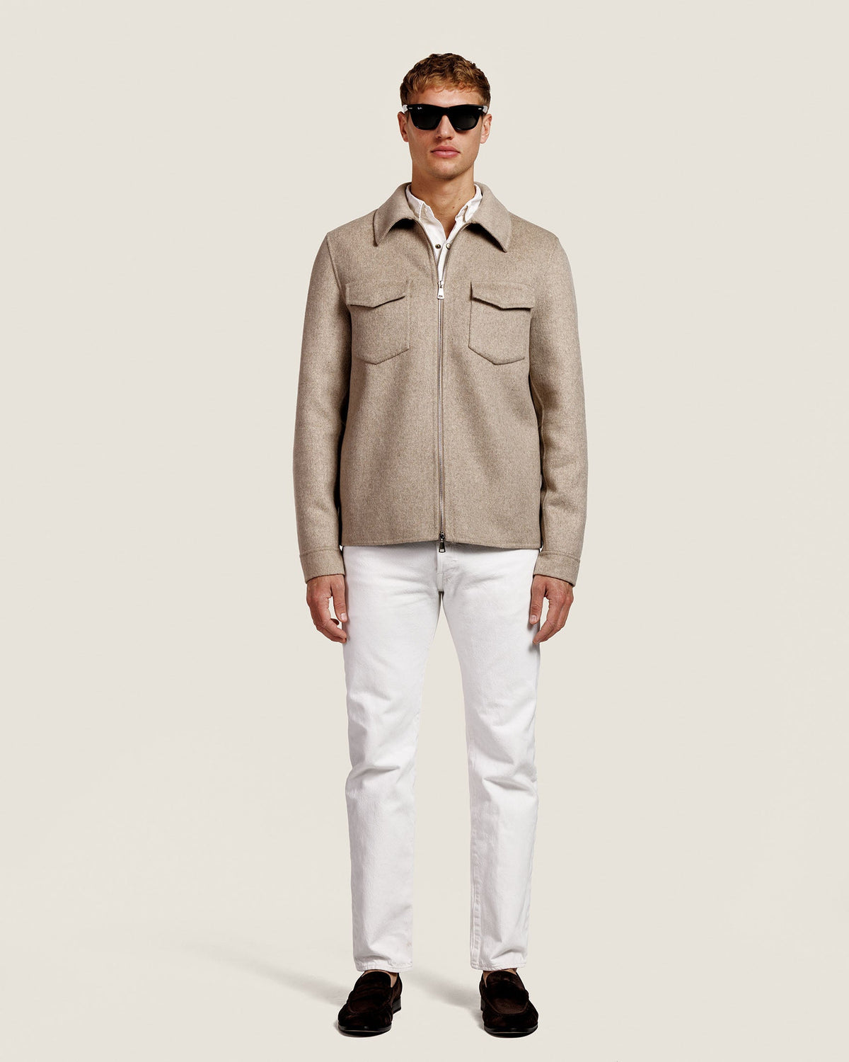 Heren Herfst Winter Overshirt met Borstzakken en Verdekte Knoopsluiting in Donkerbeige Gemêleerd